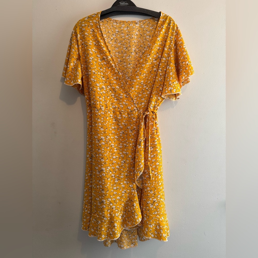 Yellow Floral Wrap Dress | Midi | Size XL